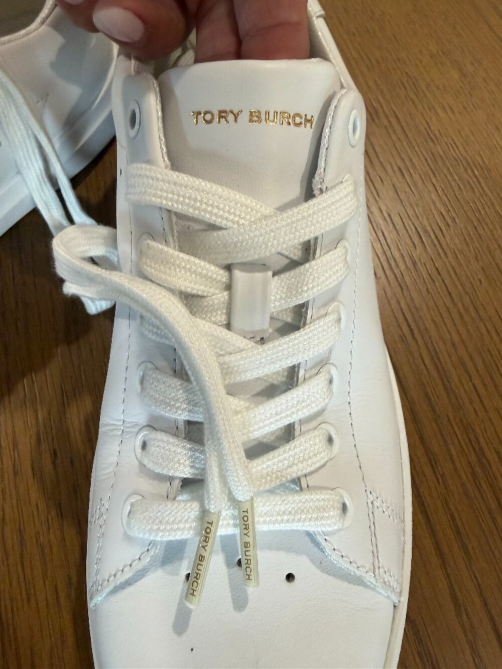 Tory Burch Howell Court White Leather Sneakers Size 7M- Worn Once!